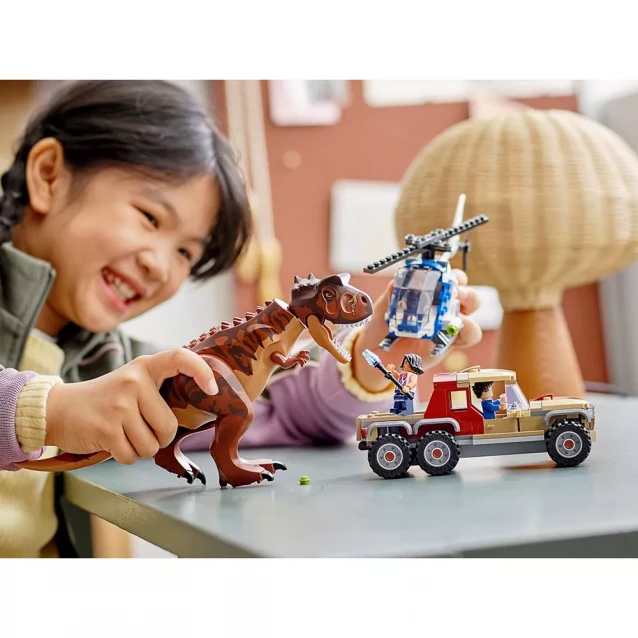 LEGO Конструктор Переслідування динозавра карнотавра 76941 - 2