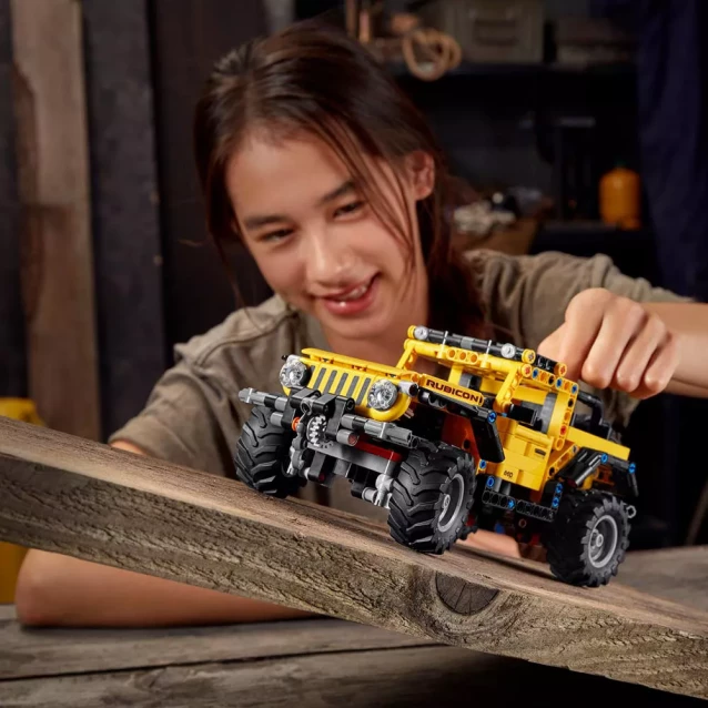 Конструктор LEGO Technic Jeep Wrangler (42122) - 7