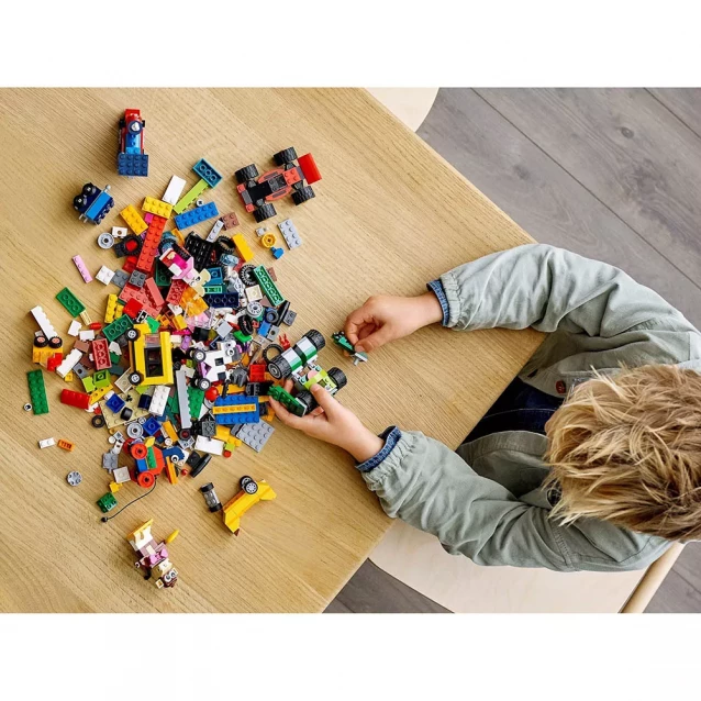 Конструктор LEGO Classic Кубики И Колеса (11014) - 8