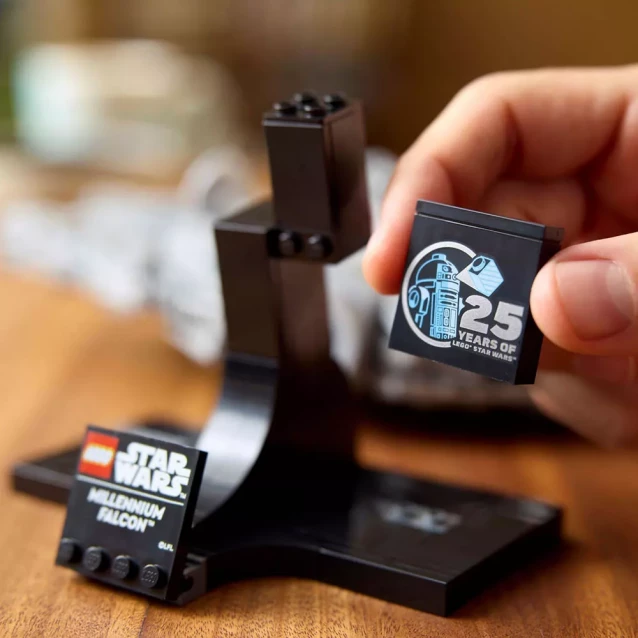Конструктор LEGO Star Wars Тысячелетний Сокол (75375) - 8