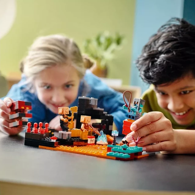 Конструктор Lego Minecraft Бастіон підземного світу (21185) - 8