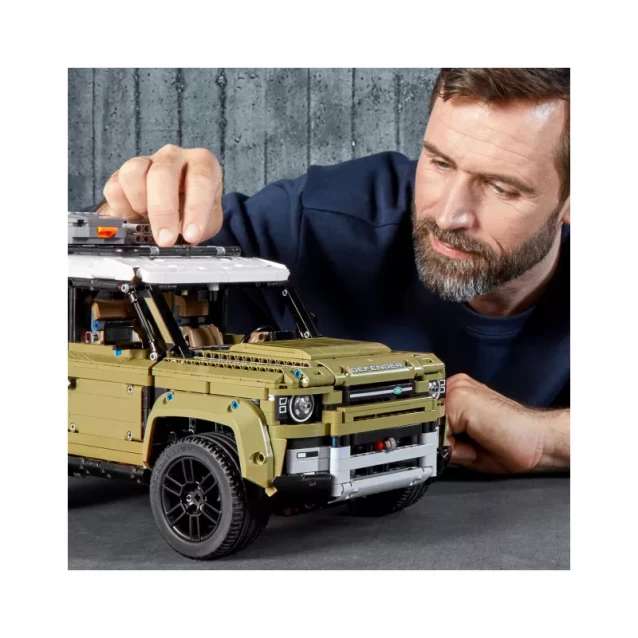 Конструктор LEGO Technic Land Rover Defender (42110) - 5