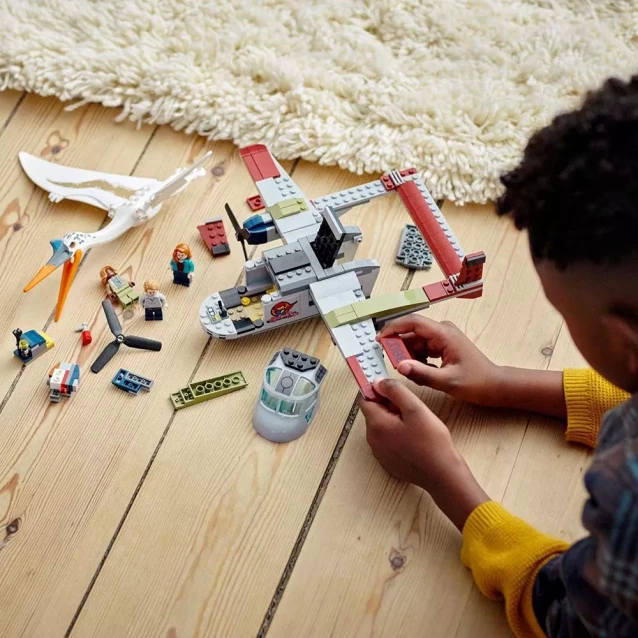 Конструктор LEGO Jurassic World Нападение кетцалькоатля на самолет (76947) - 7
