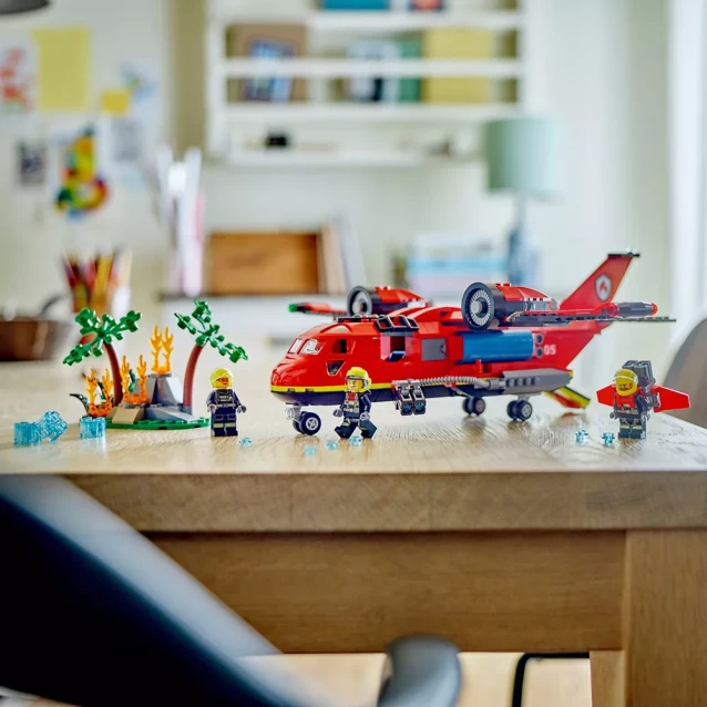 Конструктор LEGO City Пожежний рятувальний літак (60413) - 9