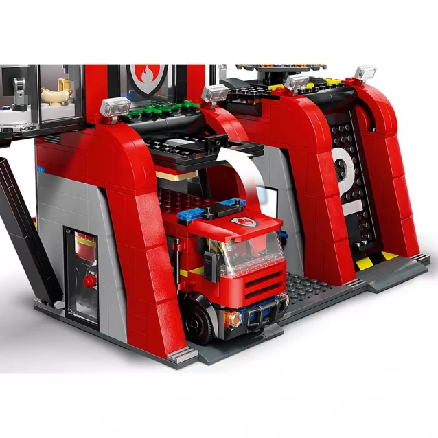 Конструктор LEGO City Пожежне депо з пожежною машиною (60414) - 6