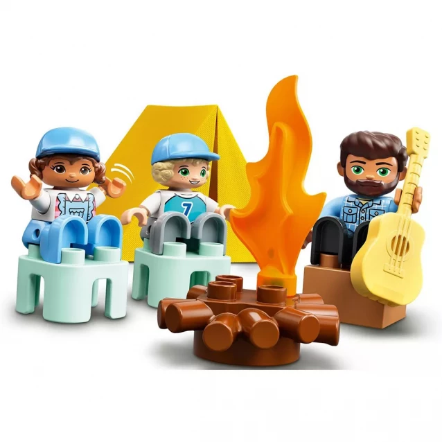 Конструктор LEGO Семейный Кемпинг (10946) - 8