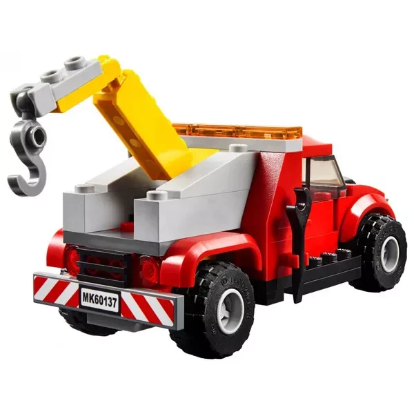 Конструктор LEGO City Негаразди З Аварійною Вантажівкою (60137) - 7