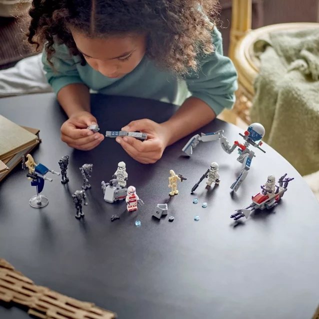 Конструктор LEGO Star Wars Клоны-пехотинцы и Боевой дроид Боевой набор (75372) - 7