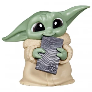 Фігурка Star Wars Мандалорець Плитка Бескару (F5947) дитяча іграшка