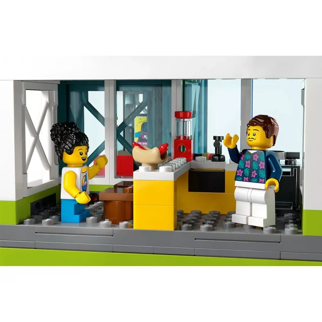 Конструктор LEGO City Многоквартирный дом (60365) - 8