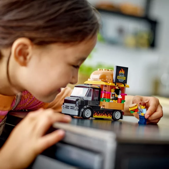 Конструктор LEGO City Вантажівка з гамбургерами (60404) - 7