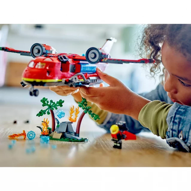 Конструктор LEGO City Пожежний рятувальний літак (60413) - 8