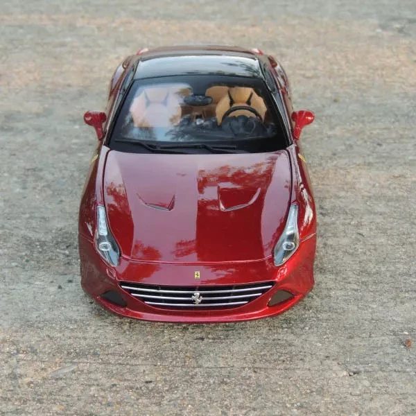 Автомодель Bburago Ferrari California T в ассорт., 1:24 (18-26002) - 13