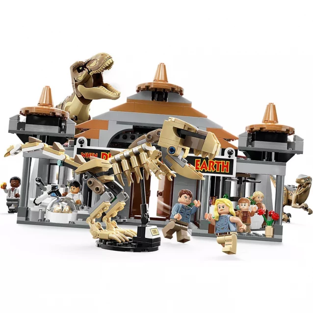 Конструктор LEGO Jurassic Park Центр посетителей: Атака тиранозавра и раптора (76961) - 4