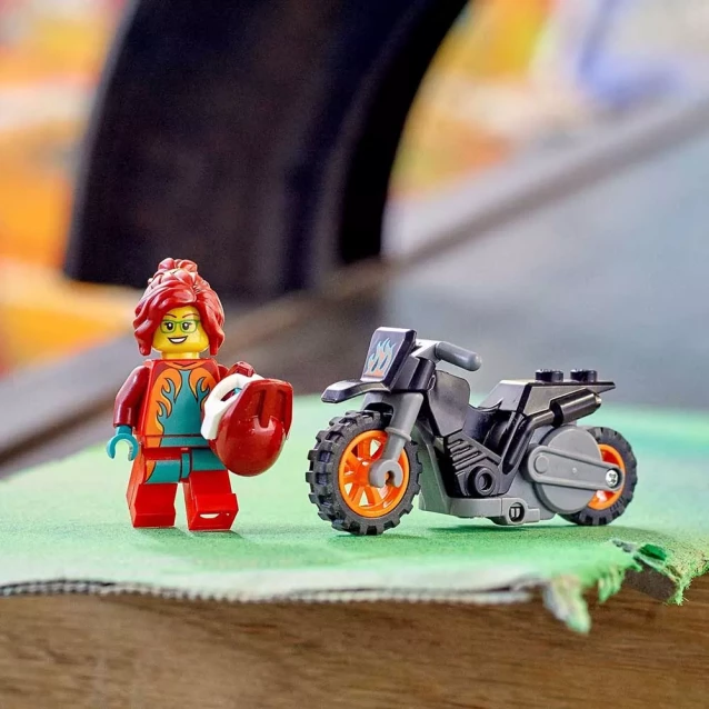 Конструктор LEGO City Stuntz Огненный каскадерский мотоцикл (60311) - 2