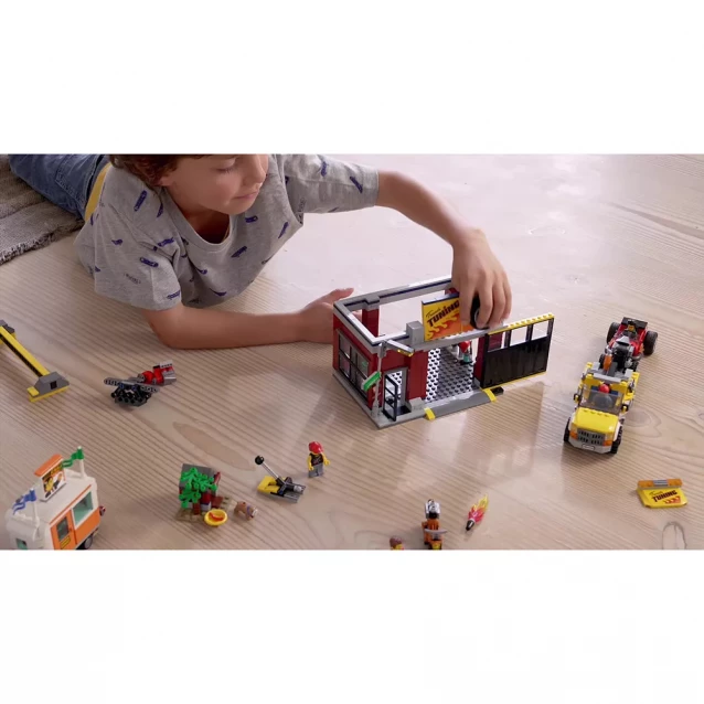 Конструктор LEGO City Мастерская тюнинга (60258) - 4
