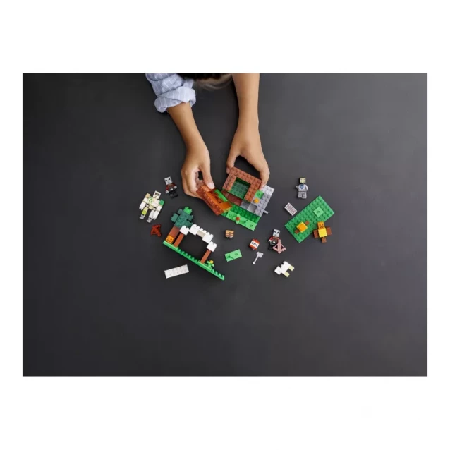 Конструктор LEGO Minecraft Логово разбойников (21159) - 4