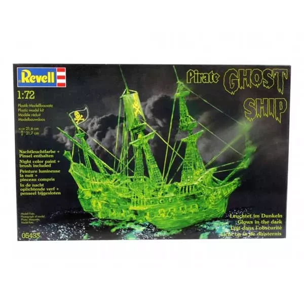 REVELL піратське судно-привид світить.фарба Ghost ship with night colour, 1:72;10+ - 1