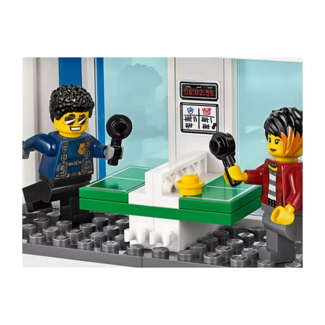 Конструктор LEGO City Полицейский участок (60246) - 8