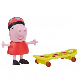Фігурка Peppa Figurines Веселі друзі Пеппа зі скейтбордом (F3758) дитяча іграшка