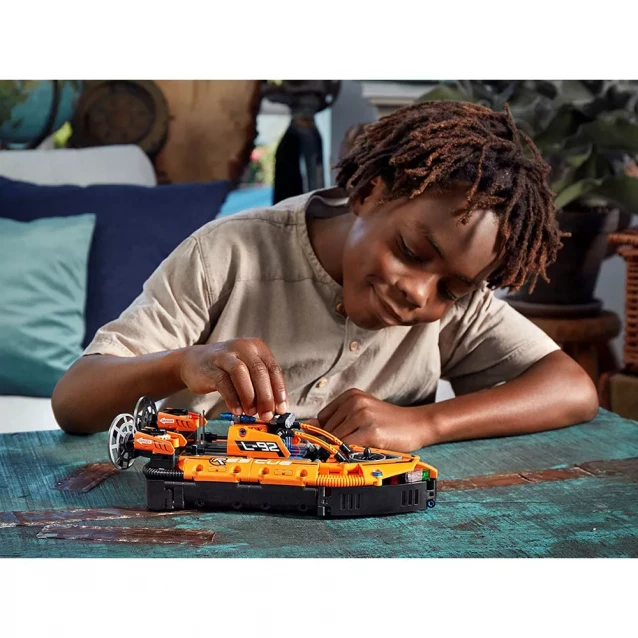 Конструктор LEGO Technic Рятувальний апарат на повітряній подушці (42120) - 5
