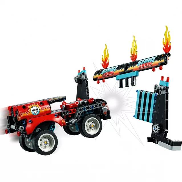 Конструктор LEGO Technic Каскадерский грузовик и мотоцикл (42106) - 13