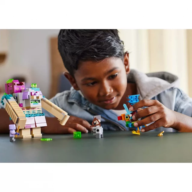 Конструктор LEGO Minecraft Схватка с пожирателем (21257) - 9