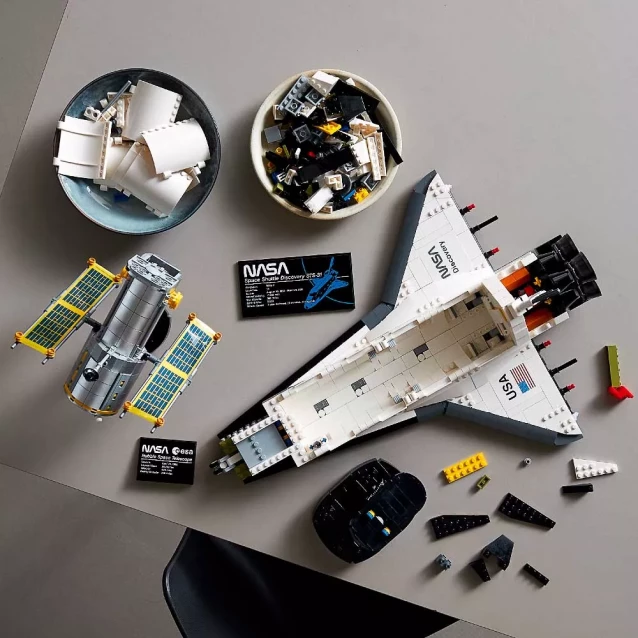 Конструктор LEGO Icons NASA Космічний шатл Діскавері (10283) - 6