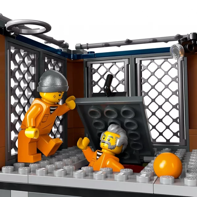 Конструктор LEGO City Полицейский остров-тюрьма (60419) - 7