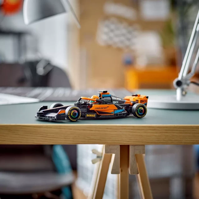 Конструктор LEGO Speed Champions Автомобіль для перегонів 2023 McLaren Formula 1 (76919) - 10