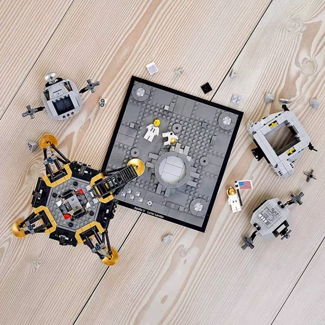 Конструктор LEGO Creator Nasa Apollo 11 Lunar Lander (10266) - 6