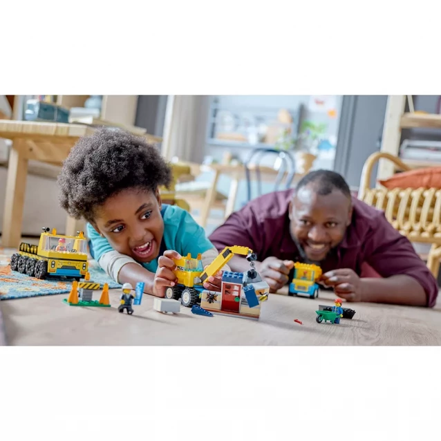 Конструктор LEGO City Строительные грузовики и аварийный шаровой кран (60391) - 8